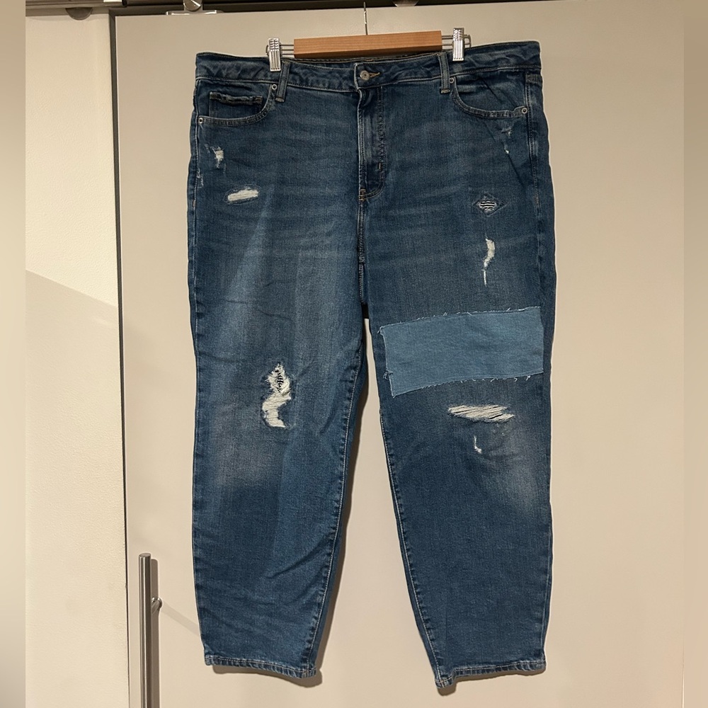 Old Navy Straight Leg Distressed Jeans, Womens size 20